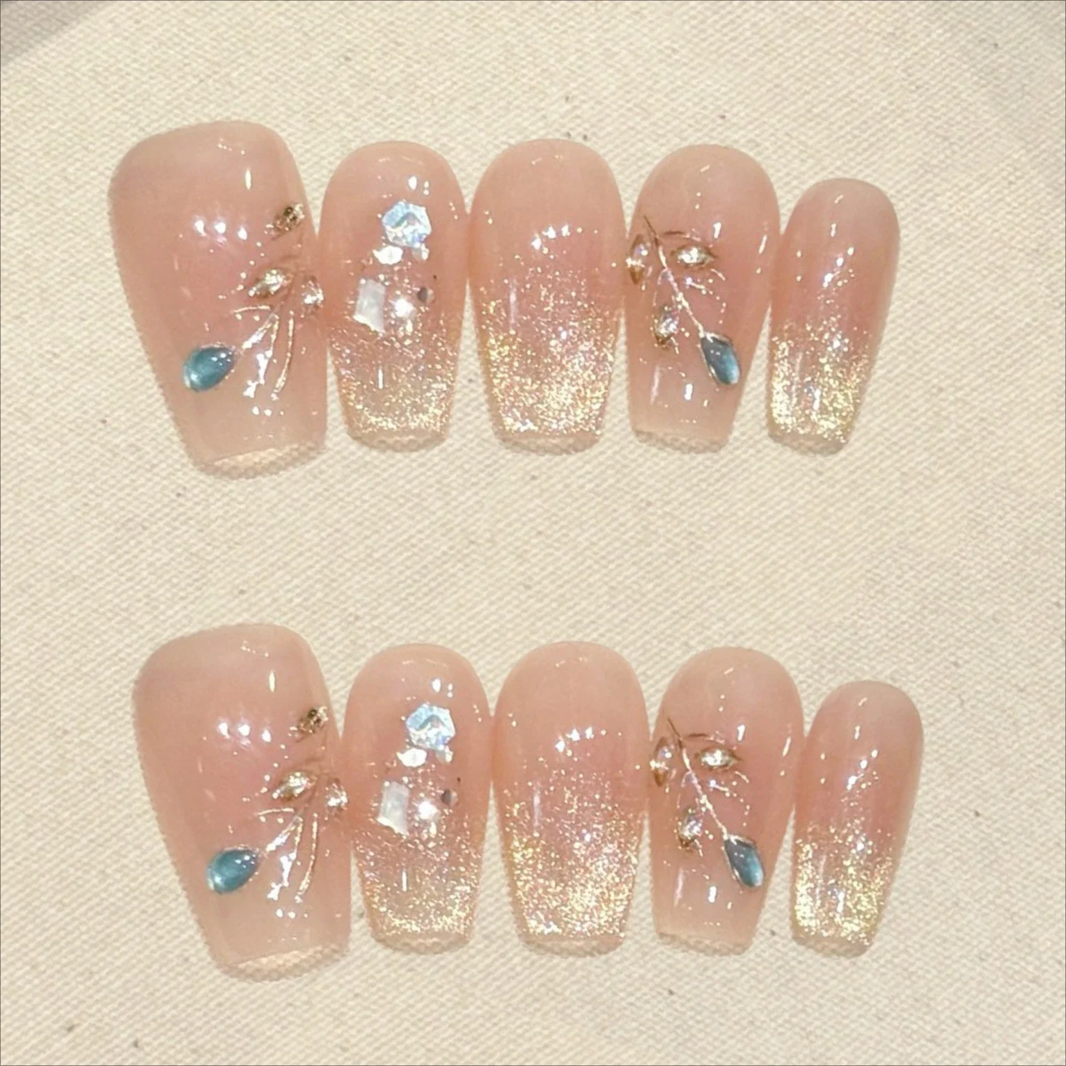 

10Pcs Autumn Golden Handmade Finished Press on Nail Full Cover Shiny Cat Eye Design French Rhinestone Ballet Wearable Fake Nails