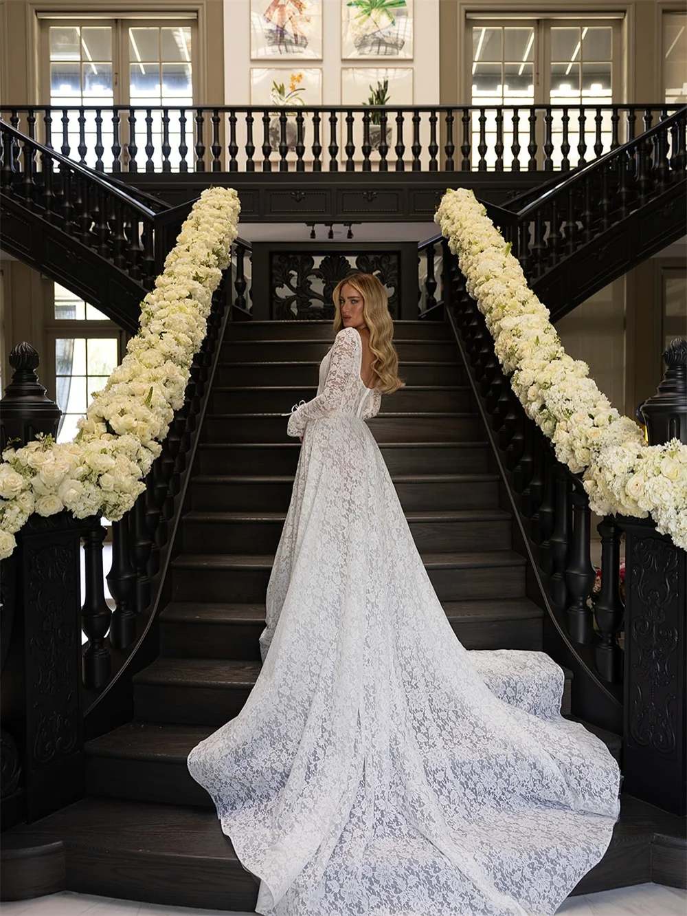 Tokyo Customized White Square Collar Wedding Dresses Long Sleeves Court Train Lace Bridal Gown Back Zip A-Line  Wedding Gown