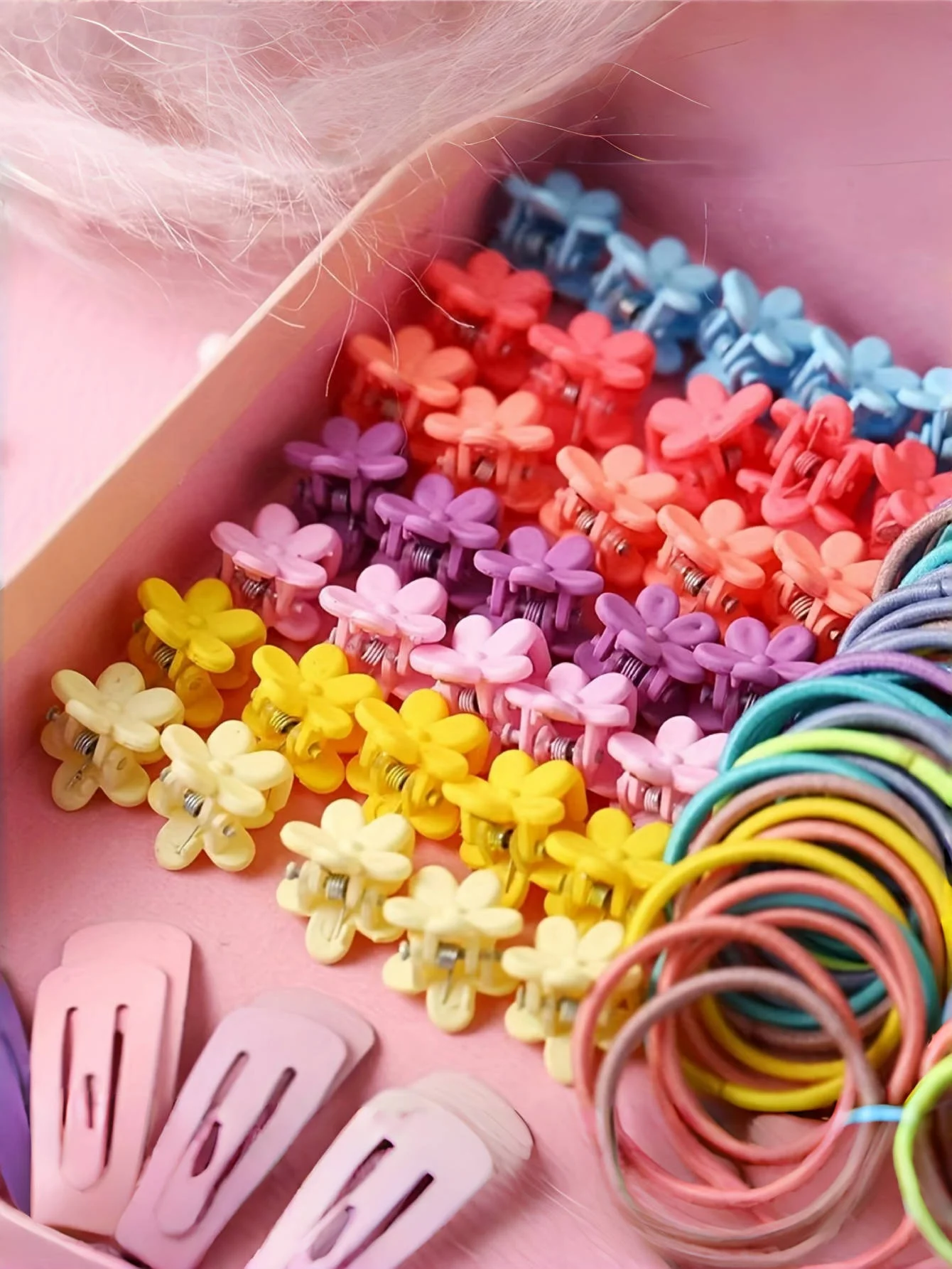 780PCS Girls Glamour Hair Accessories Set - Assorted Elastic Hair Ties, Dainty Hairpins, & Ponytail Holders - Perfect for Birthd