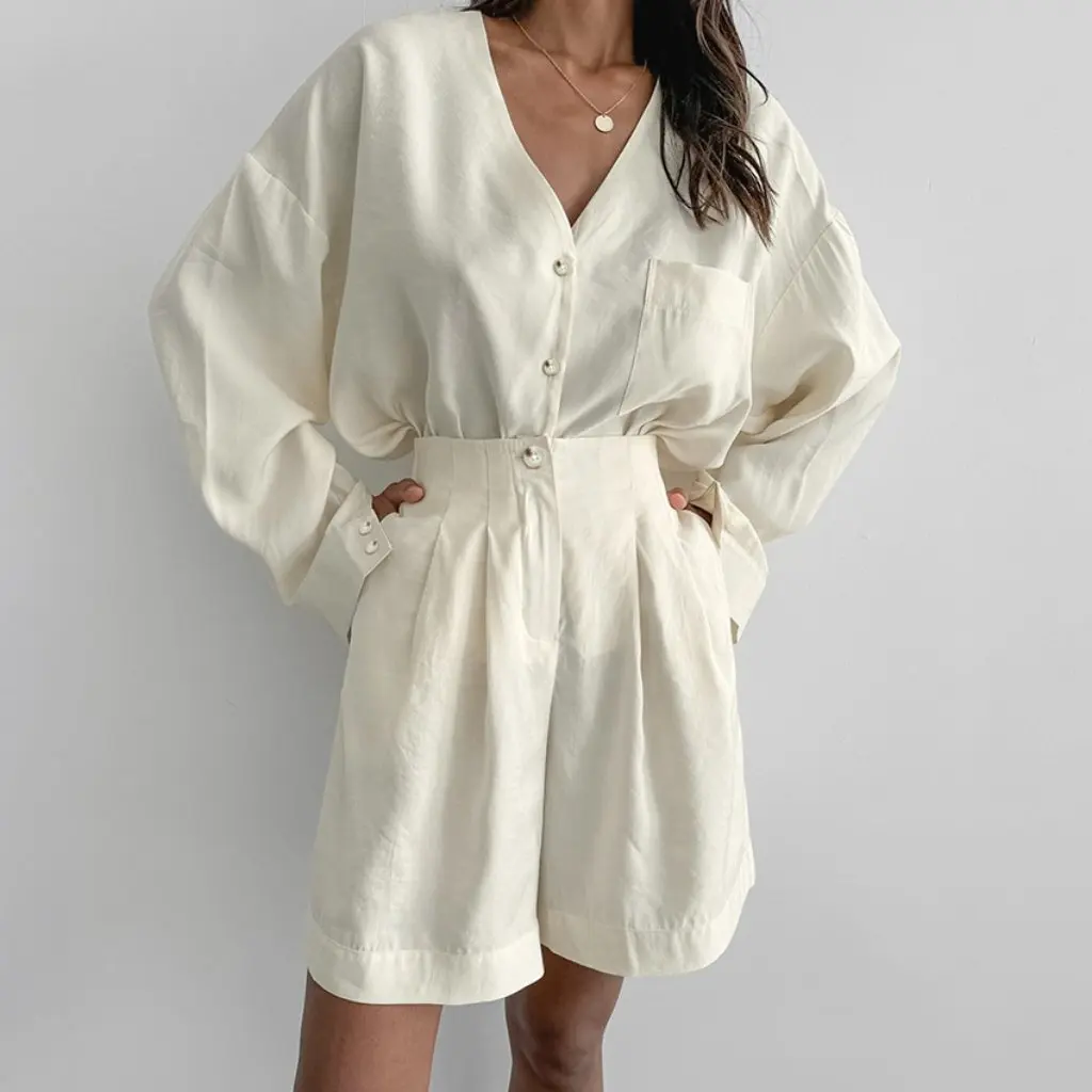 

Бежевый осенний повседневный топ с v-образным вырезом и длинными рукавами, карманом и свободным кроем, комплект из двух предметов в европейском и американском стиле