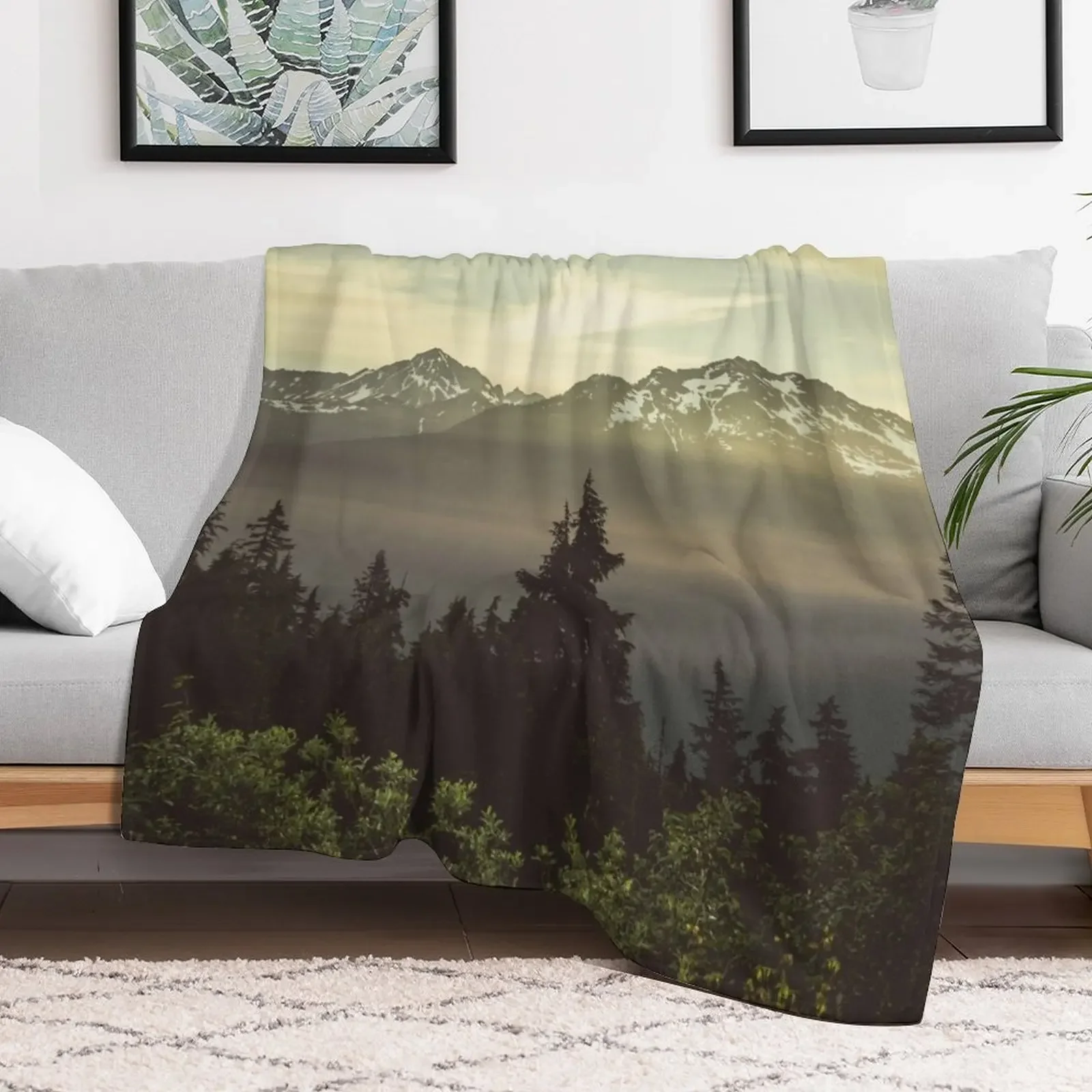 Pacific Northwest Sunrise - Northern Cascade Mountain Forest Throw Blanket Soft Solid Color Blanket for Couch Bed
