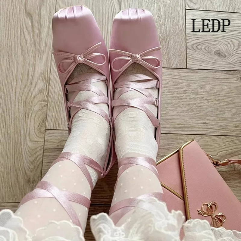 LEDP Female Mary Jane Shoes Ballet Flats Satin Ribbon Square High Heels 2024 New French Girl Bow Cross Lace-up 35-41 Bridesmaid
