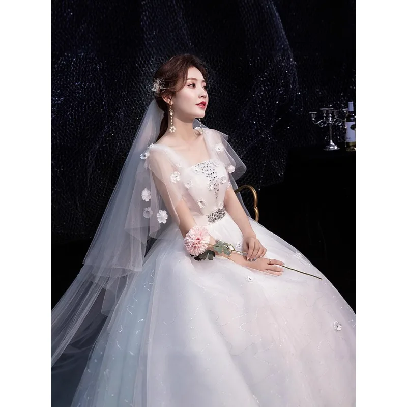 Luxury Bridal High Waist Wedding Dress Plus Size Scoop Neck Beading Puffy Stage Performance Ball Gown