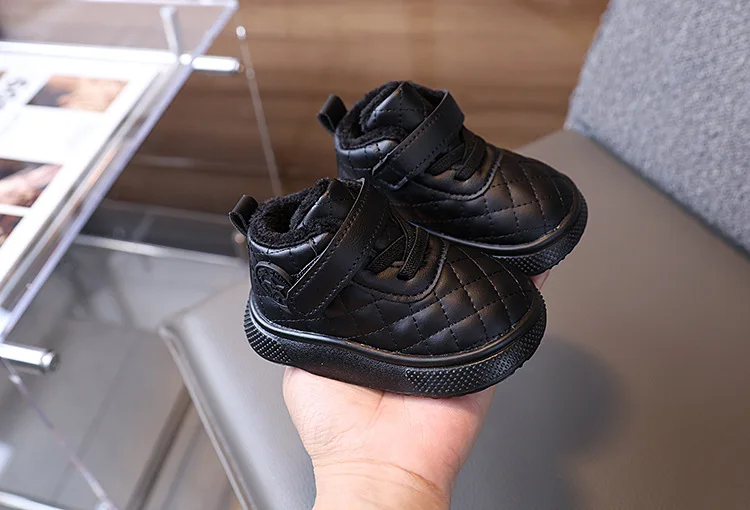 2026 Herbst Winter Kinderstiefel Warme Plüsch-Stiefel für Jungen und Mädchen Modische Kinder-Freizeitschuhe Jungen- und Mädchenstiefel für Kinder – Detail 7