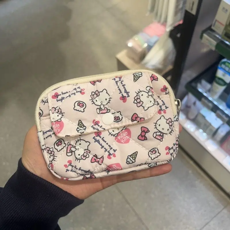 Originele 2025 Nieuwe Sanrio Hello Kitty Kleine Kaart Tas Cartoon Kitty Kat Joker Portemonnee Oortelefoon Sleutel Tas CCD Opbergzakken