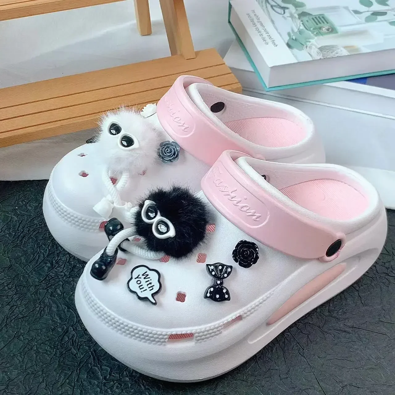 Lustige Schuh-Charms für Crocs, langbeiniges Plüschtier-Dekorationen-Set, DIY-Clogs, Anstecknadeln, Jungen- und Mädchen-Garten-Sandalen, Zubehör, Kindergeschenke