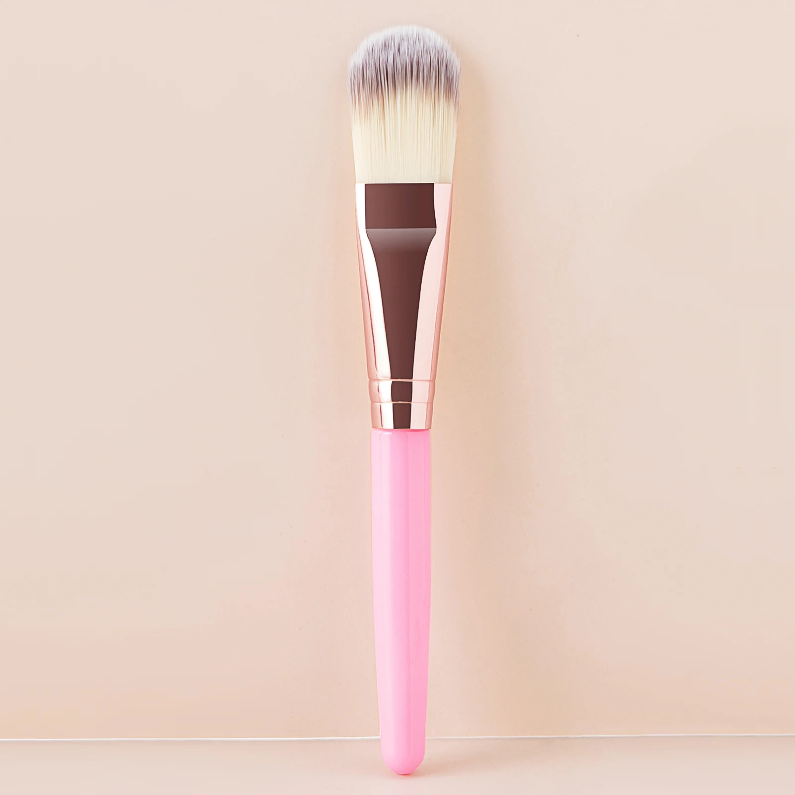 Pincel de maquiagem simples com base plana, cabelo sintético fino, multiuso, para base líquida e corretivo, 1 unidade
