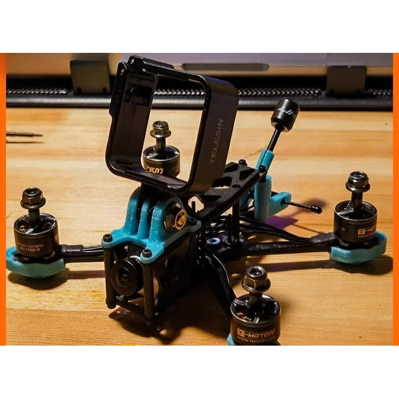 SuperRC Johnny Fibra di carbonio Nata per FPV Freestyle e Racing, Rapporto massimo di spinta a peso per volare aggressivo