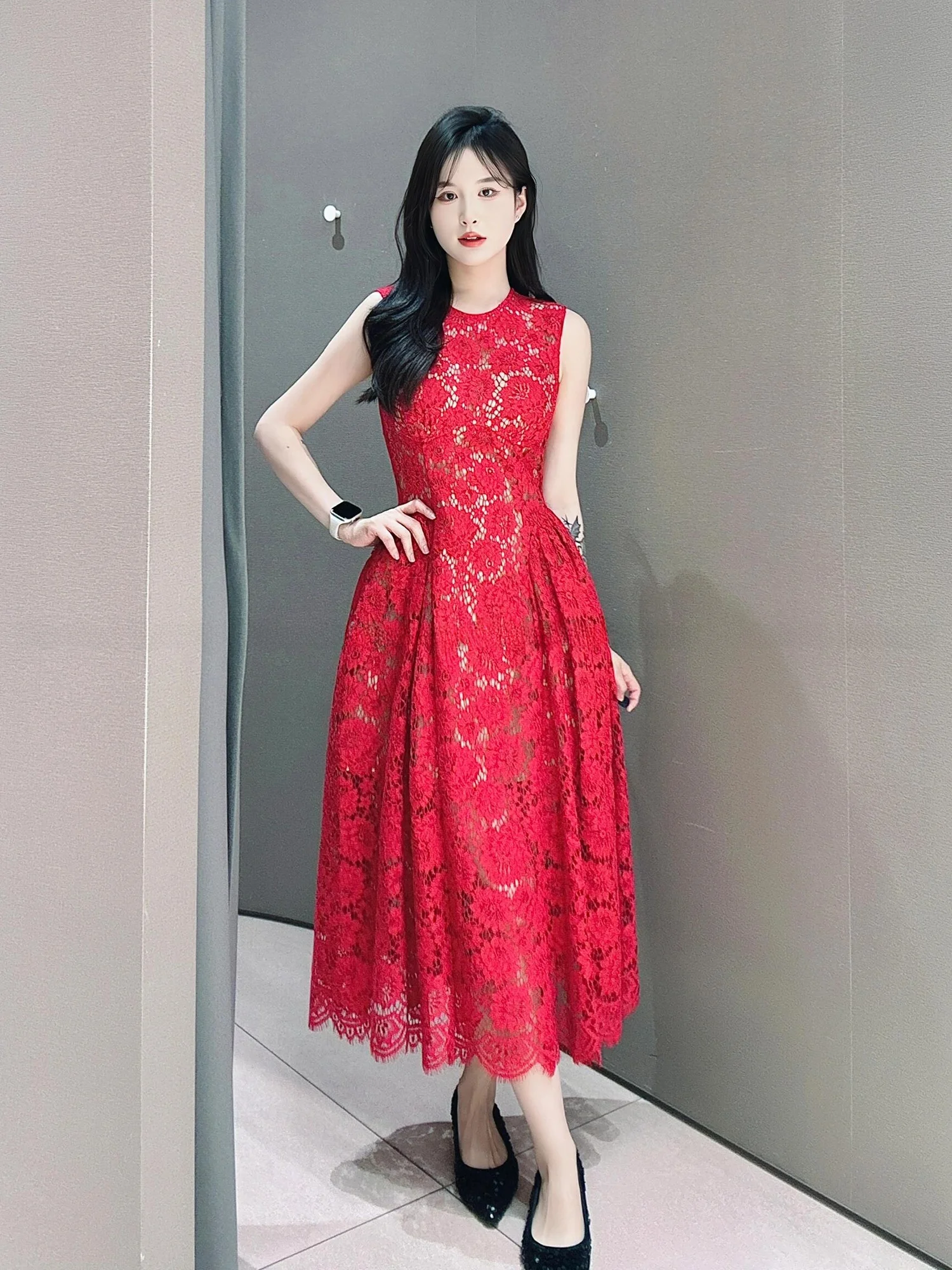 Vestido E Longo Sem Mangas de Renda com Cintura Ajustada Estilo Colete Verão Nova Chegada Moda Fena