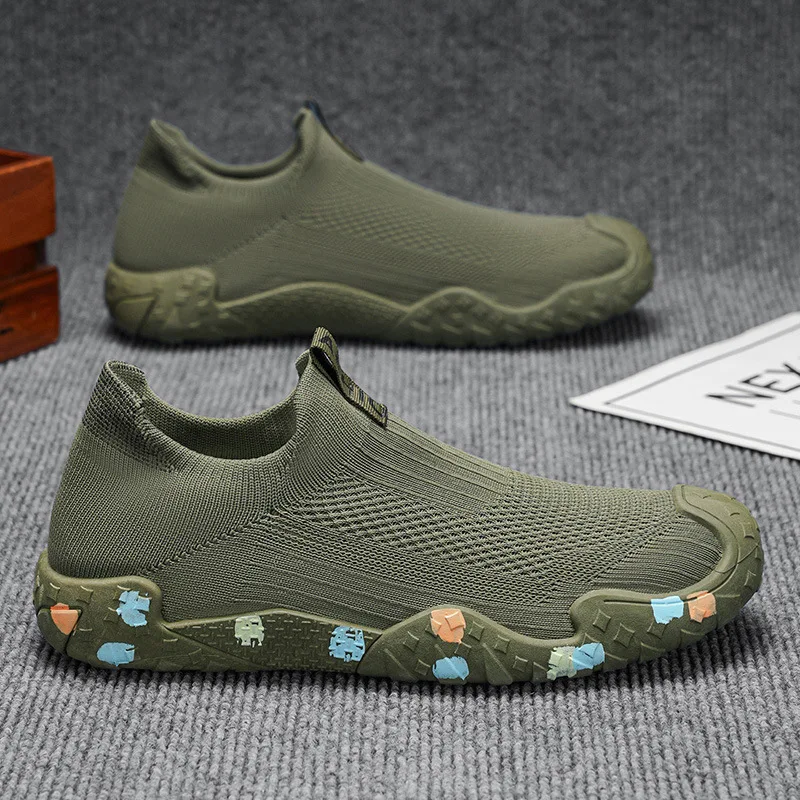 

Men Slip on Casual Walking Shoes Breathable Fly Knit Upper Non Slip Wear Resistant Outdoor Work Sneakers Soft Sole Daily Loafers