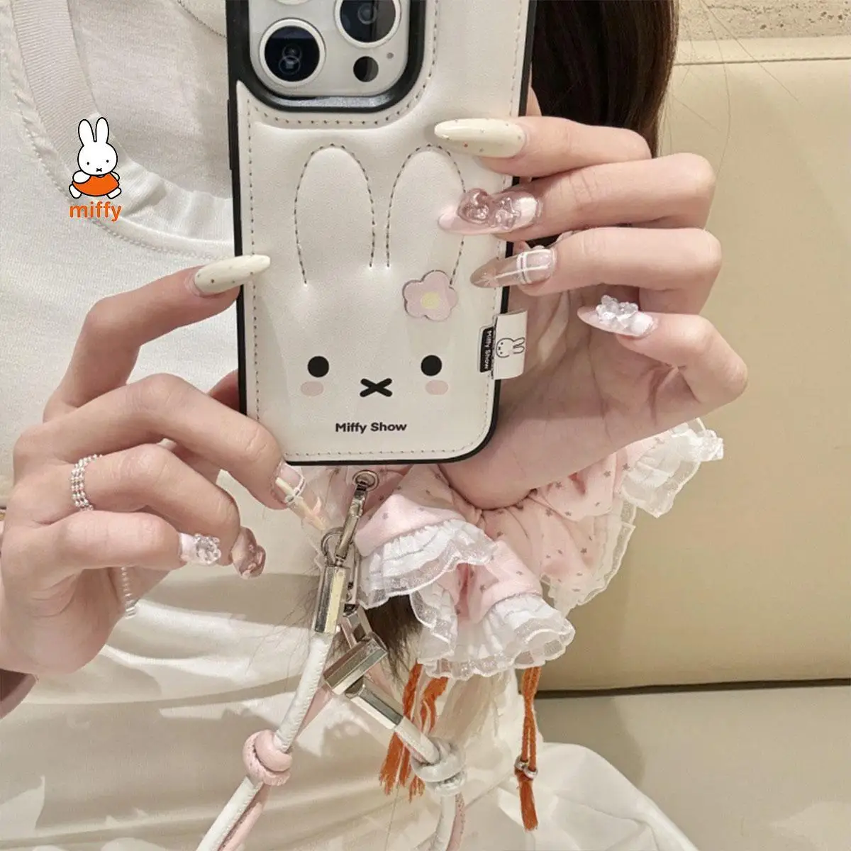 

Miffy Kawaii Cartoon Mobile Phone Case Cute Anime Rabbit lanyard Phone Case Suitable for Iphone 16 Pro Promax Iphone 15 14 13