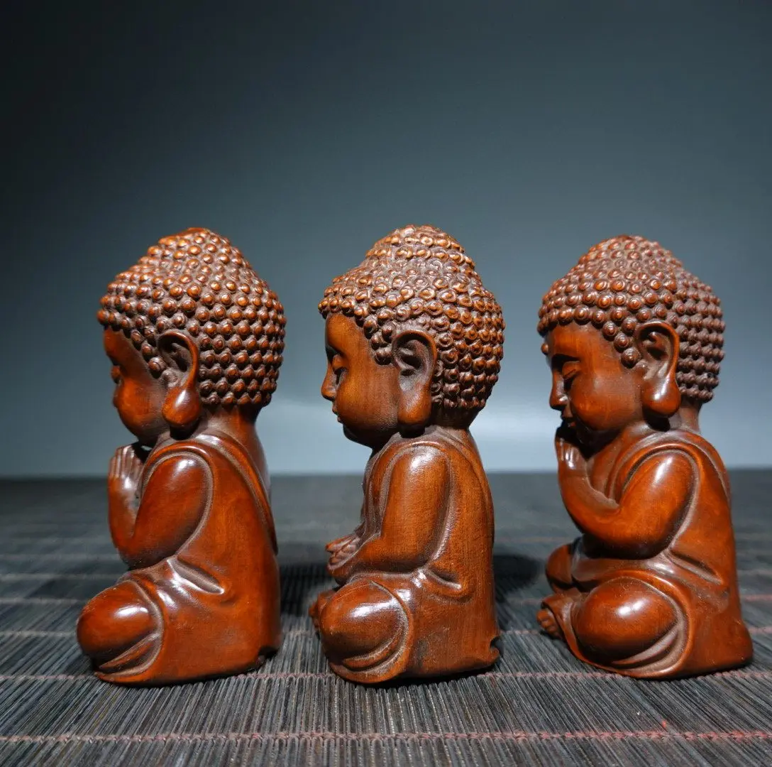 Antique Style Boxwood Buddhist Figurine Small Carved Wooden Sculpture for Home Shelves Meditation Corners and Art Collections