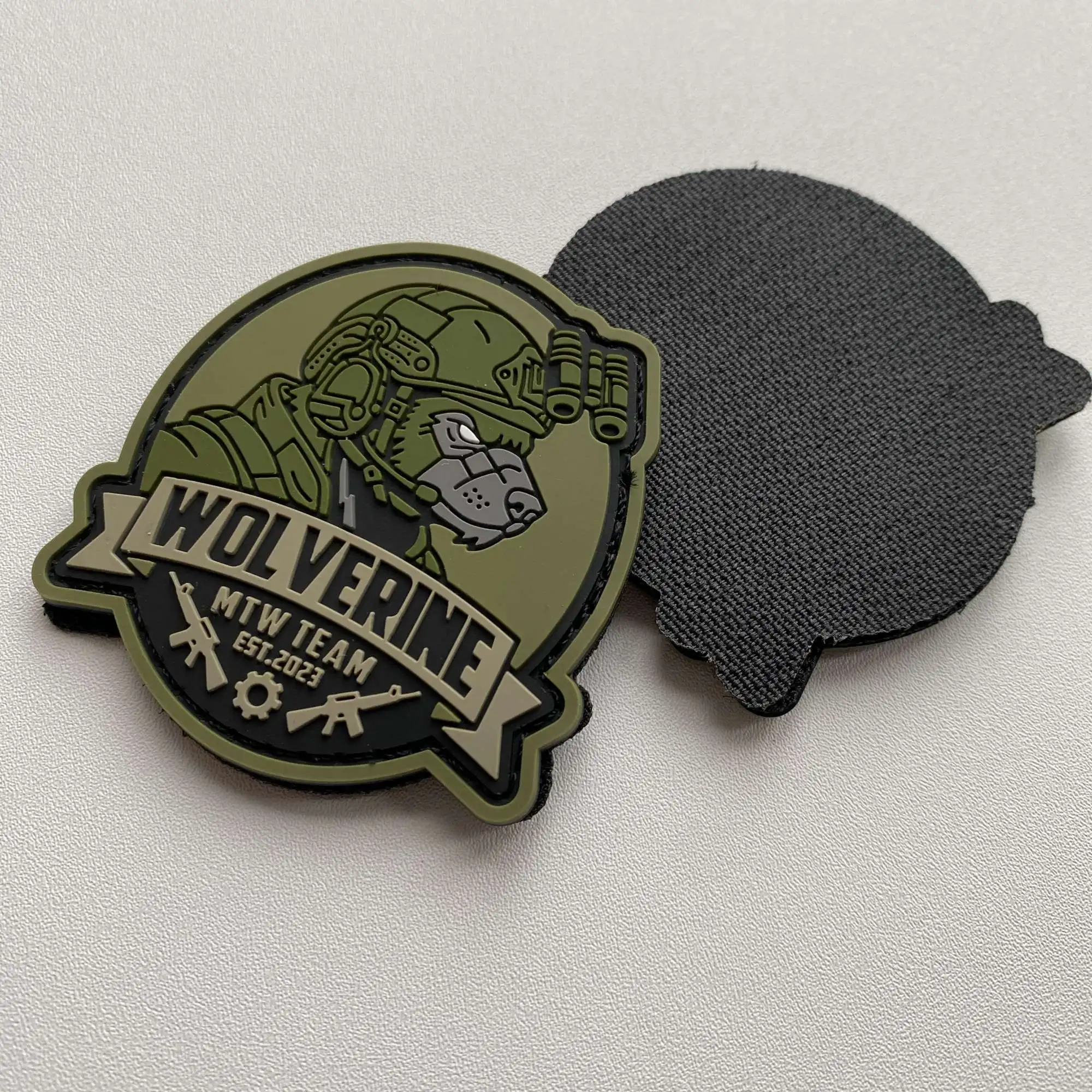 Personalized Embossed Logo Out - Outdoor Adventure Logo 评论和价格
