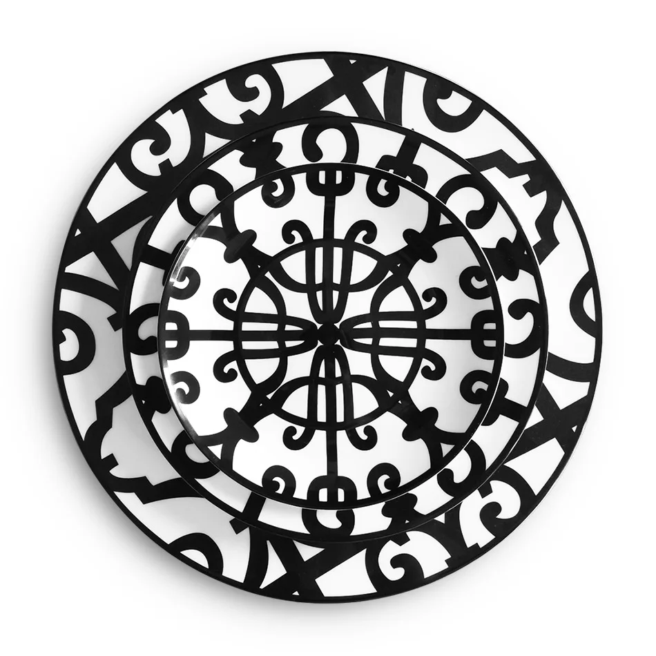 3 Color Ceramic Plate Hand-Painted Red Art Creative Round Tableware Dinner Plates Set Charger Plates for Wedding Pasta Plate