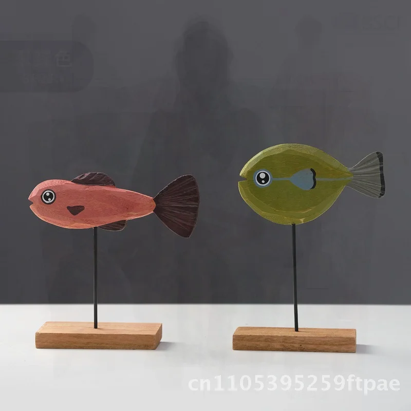Retro American Wooden Fish Decoration Hand-Painted Solid Wood Desktop Counter Decor for Home Bedroom