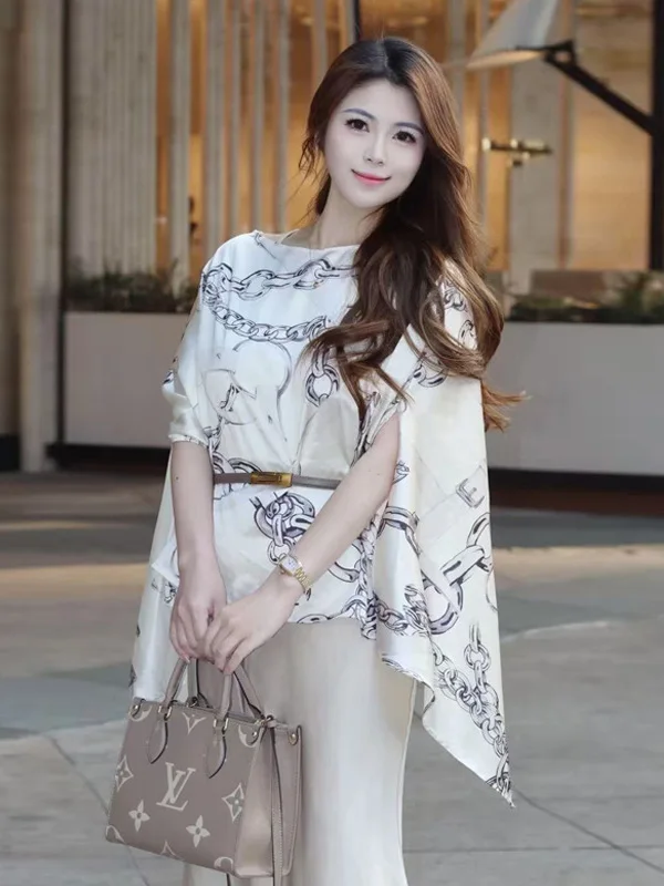 

Fashionable Printed Waist-Cinching Hooded Jacket And Halter Dress Women's Two-Piece Set Summer Elegance High-End Feeling