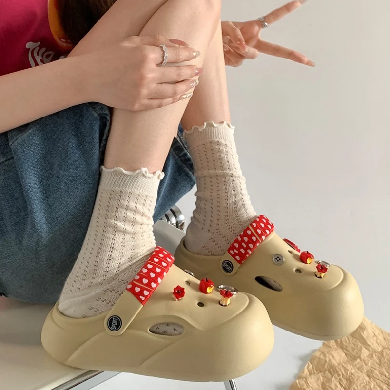 여성 패션 클로그 실내용 슬리퍼 귀여운 DIY 애플 여름 가을 플랫폼 신발 부드러운 EVA 여성 일상용 샌들