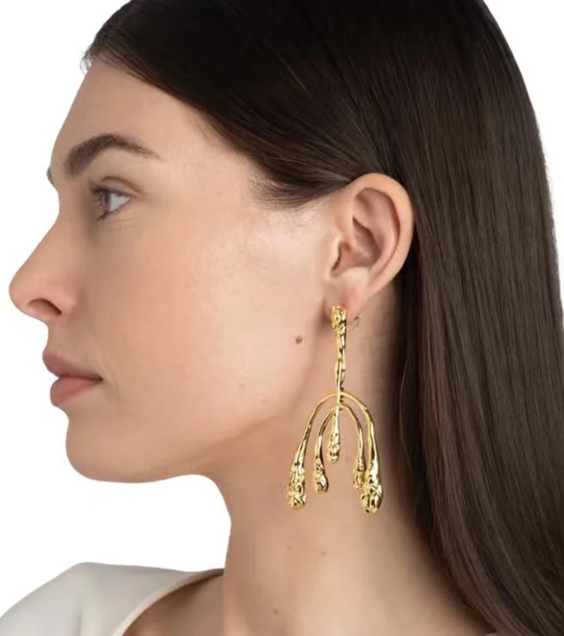 Avant-Garde Liquid Metal Drop Earrings High-End 18K Gold Plated Irregular Organic Texture Brut Gold Mobile Earring for Women