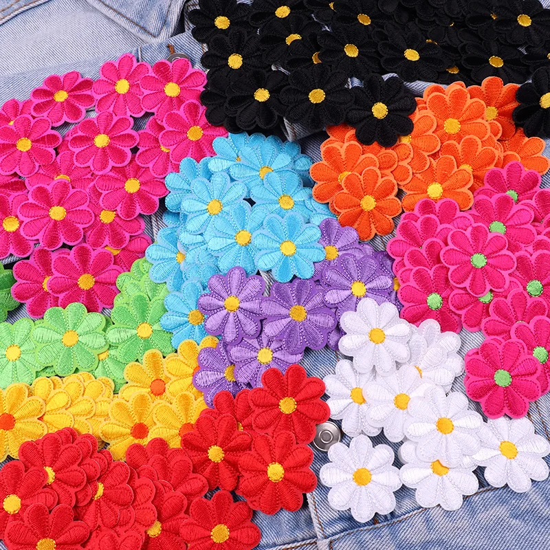 10PCS/lots Daisy Sunflower Flower Embroidery Patch Iron On Patches For Clothing Thermoadhesive Patches On Clothes Jacket Sew DIY