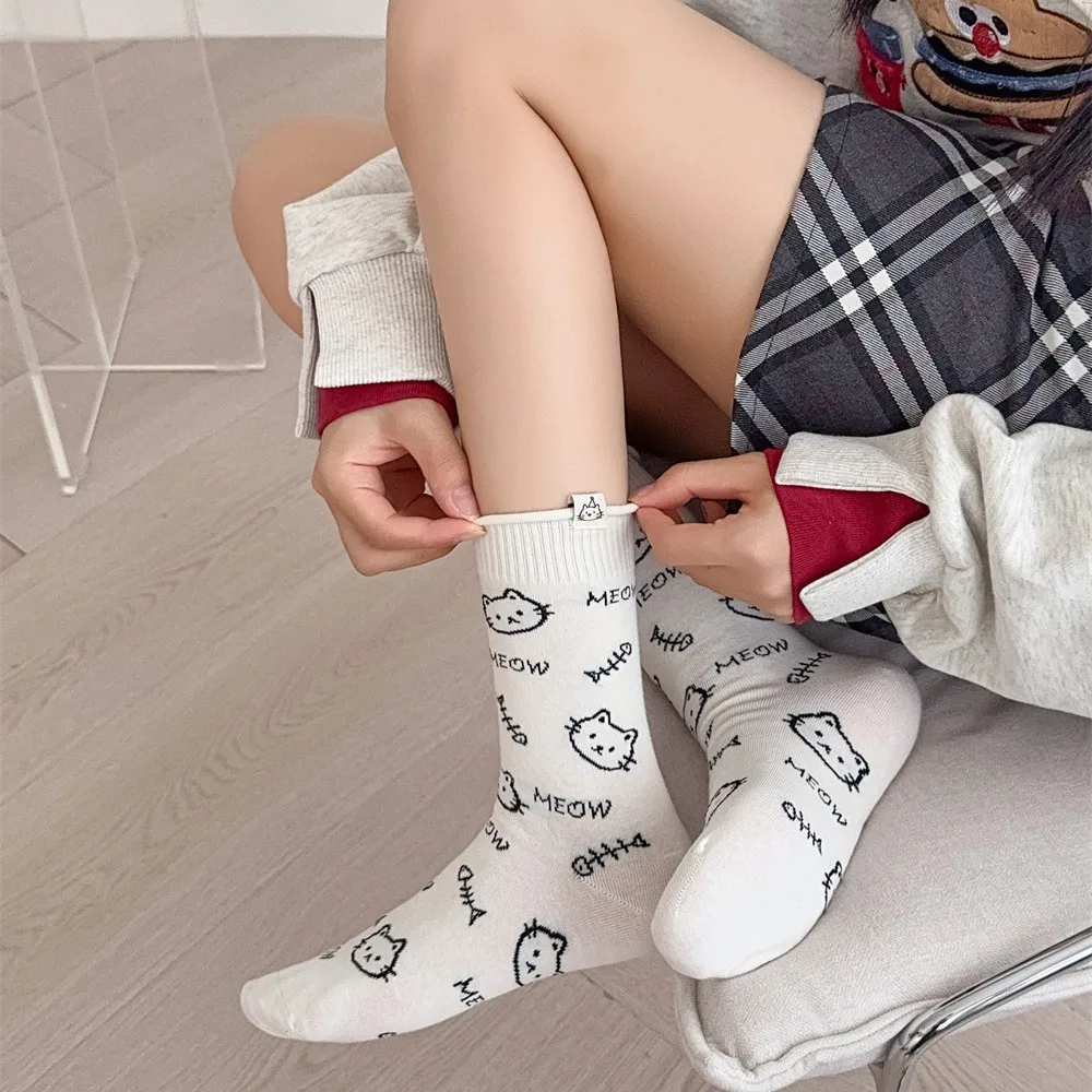 

Women's Socks Solid Color Mube Socks Cute Cat Stockings Woman Cartoon Versatile Medium Tube Stockings Sweet Soft Skin-friendly