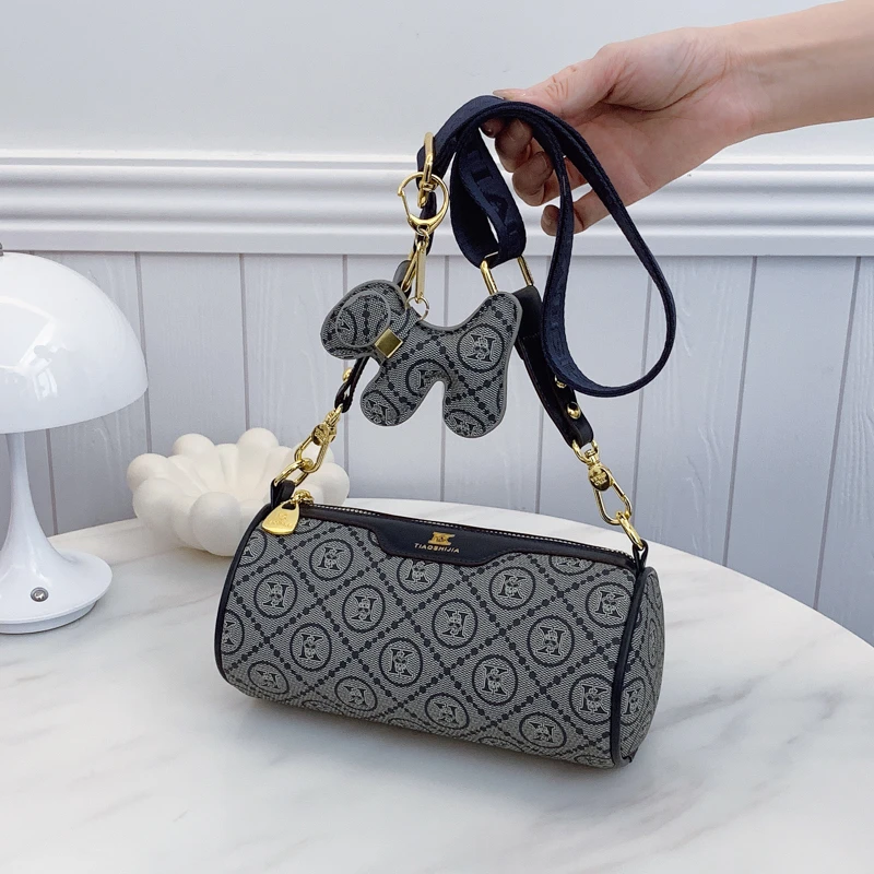 

Ladies Leather Crossbody Bag Shoulder Messenger, Luxury Brand Handbags Elegant Tote Spacious And Versatile For All Needs