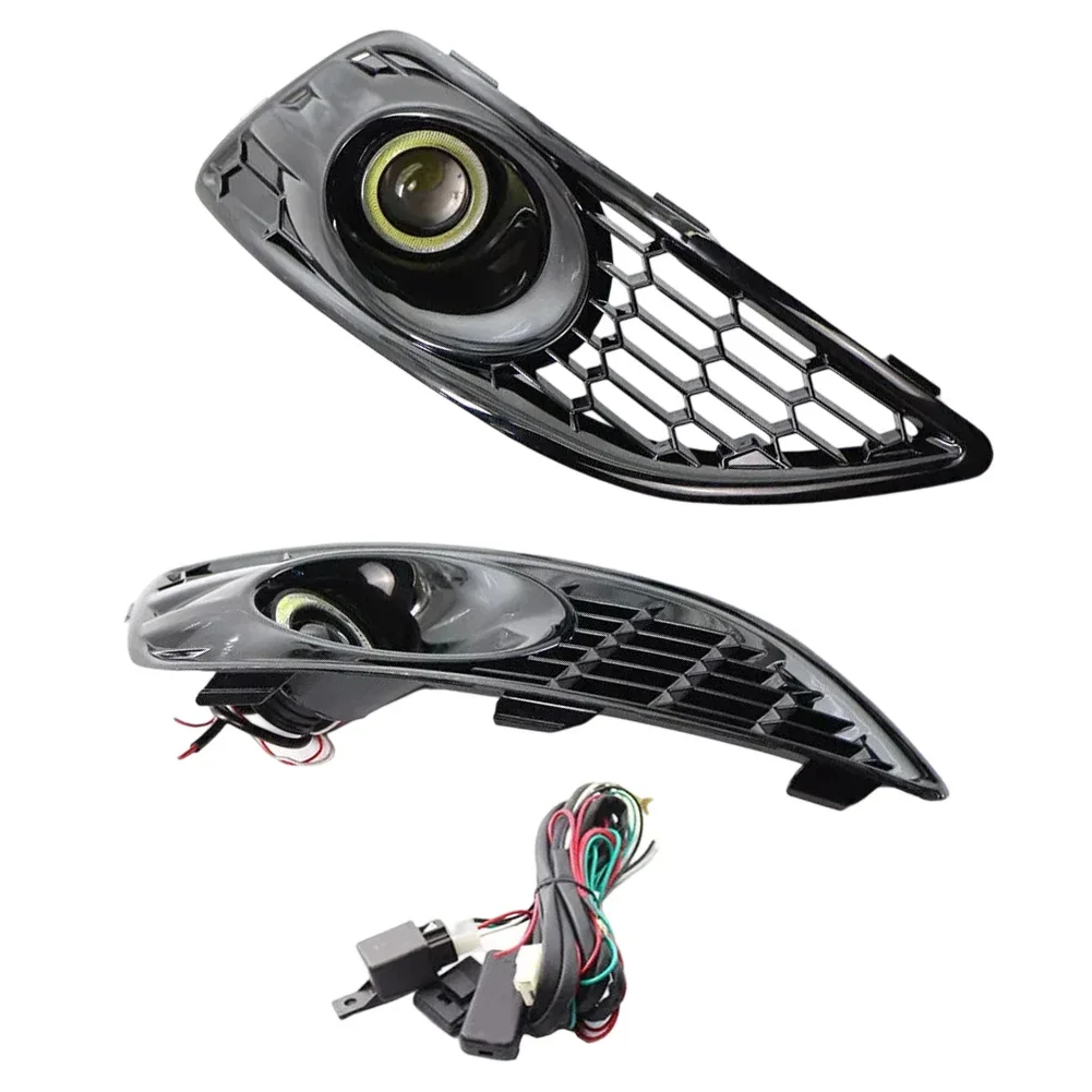 

A Pair of Efficiently Designed Fog Lamp Covers for Ford Fiesta 1316 High Performance ABS Material and Bright Lighting Features