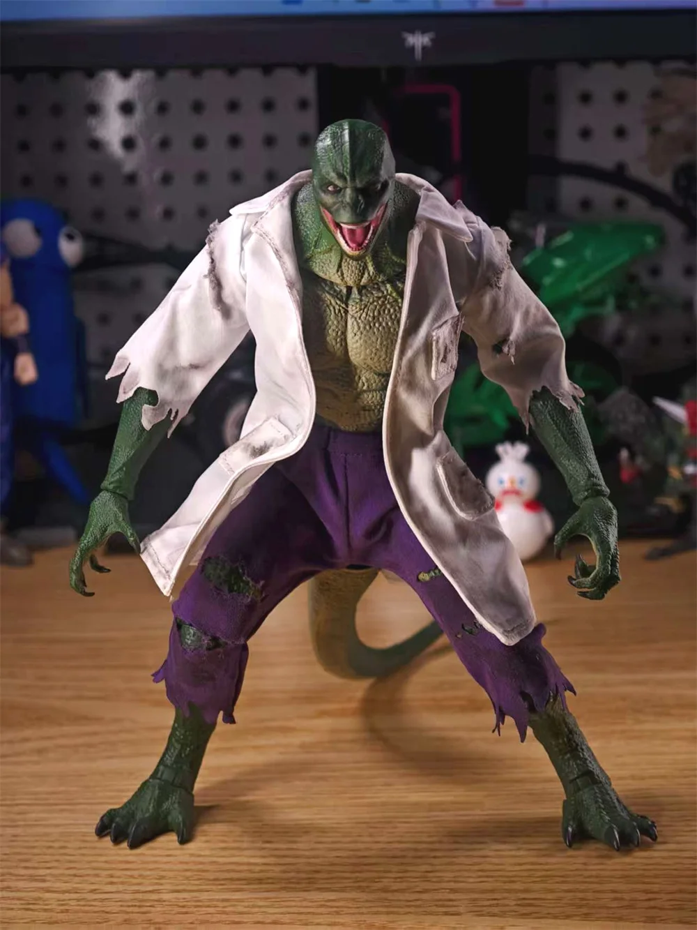 【Only Clothes】1/12 Scale Super Villain Lizard Doctor Cloth White Robe Shorts Set for 6in Action Figure Body Model Toys view 5