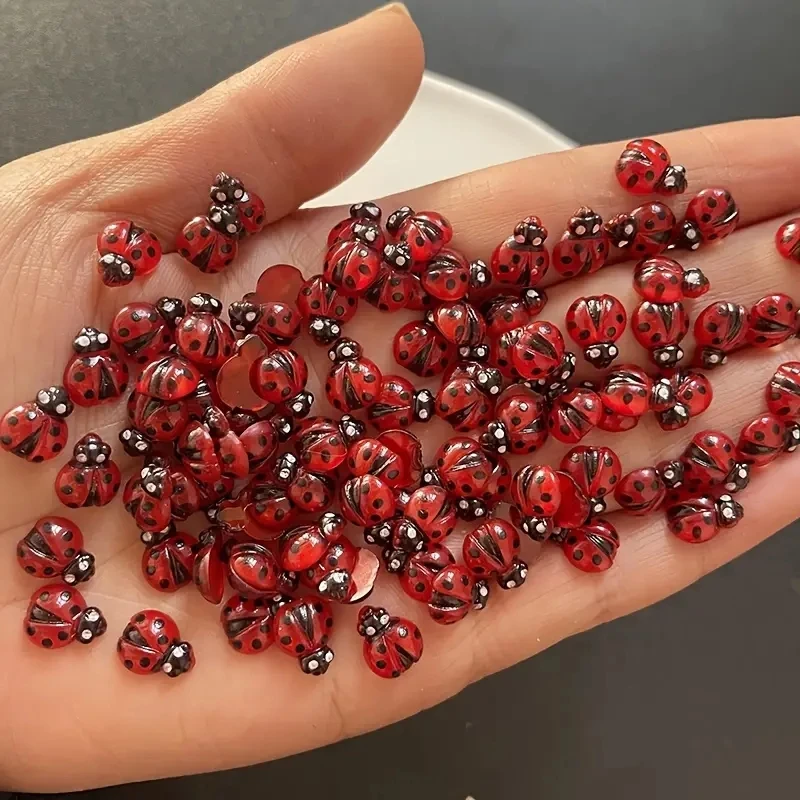 10 sztuk 3D Kawaii biedronka żywica Nail Art Charms japońska kreskówka czerwone owad ozdoby do paznokci dżetów DIY akcesoria do Manicure