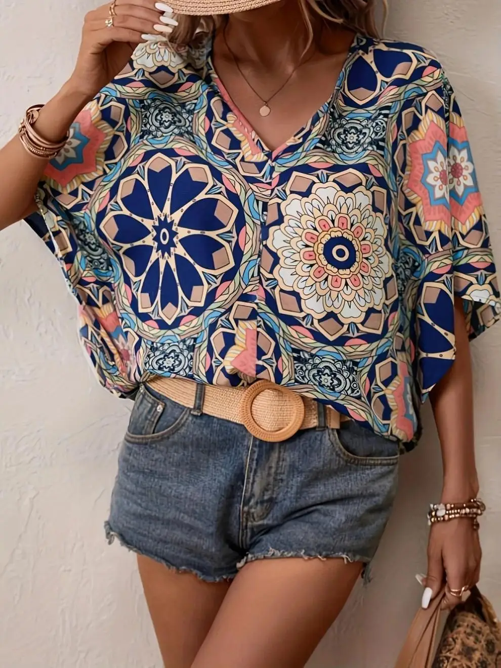 

Floral print V-neck blouse female summer thin casual loose fall shoulder five minute sleeve top European and American wind