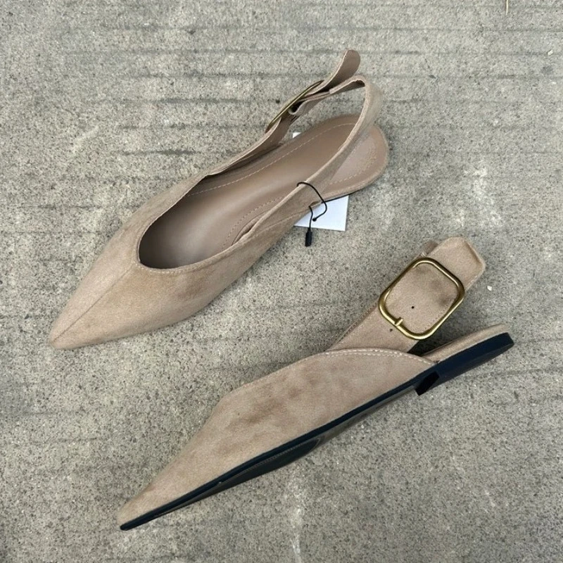 Damen-Sandalen Elegante Beige Wildleder Slingback Flache Schuhe Spitze Zehenpartie Goldene Schnalle Casual Büro Arbeitskleidung Sandalen für Frauen 2026 – Detail 5