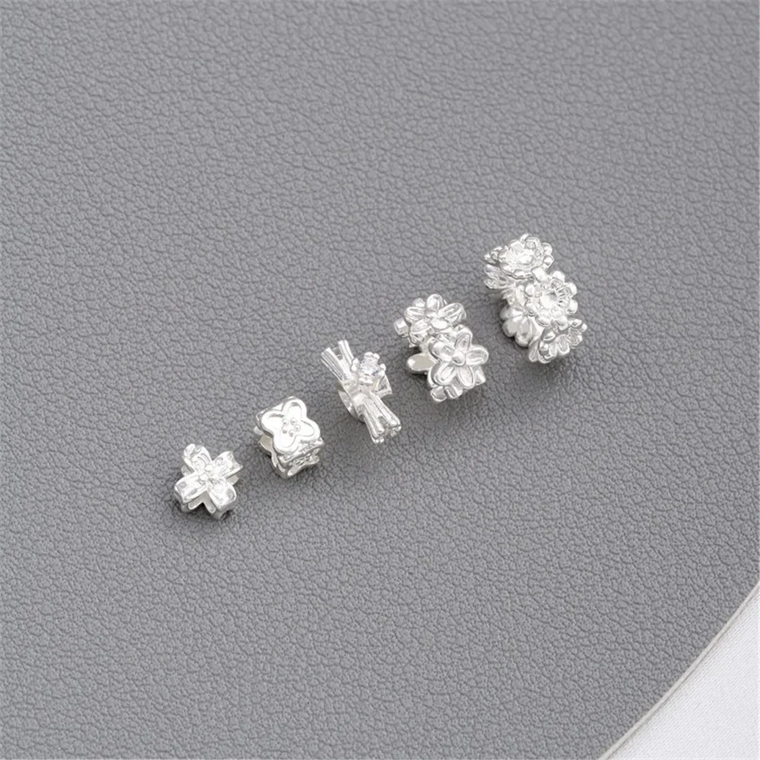 1PCS Thick Silver Flower Shaped Spacer with Large Hole, Floral Wreath, Handmade Beaded Material Accessories, C177