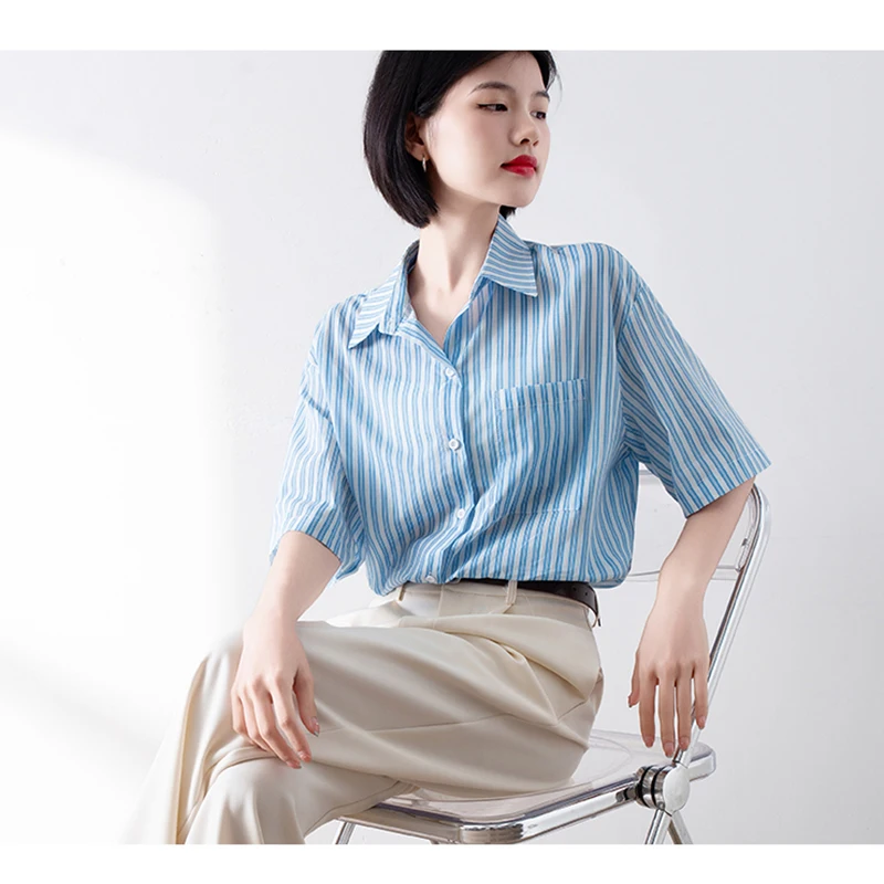 الأزرق الأبيض مخطط قمصان النساء قصيرة الأكمام ملابس الصيف جيب واحدة الصدر قمم قمصان بلوزة