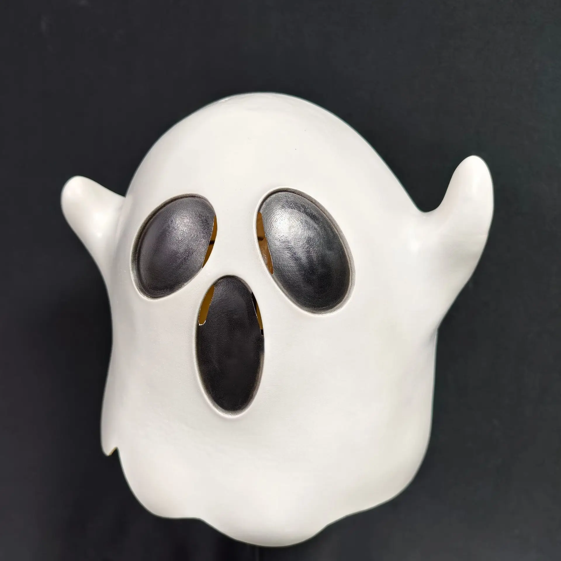 Niedliche weiße Geister-Latex-Vollkopfmaske für Halloween-Party, Cosplay-Kostüm-Requisite, gruselige, lustige Geistermaske für Erwachsene, Karnevalskostüm. – Detail 3