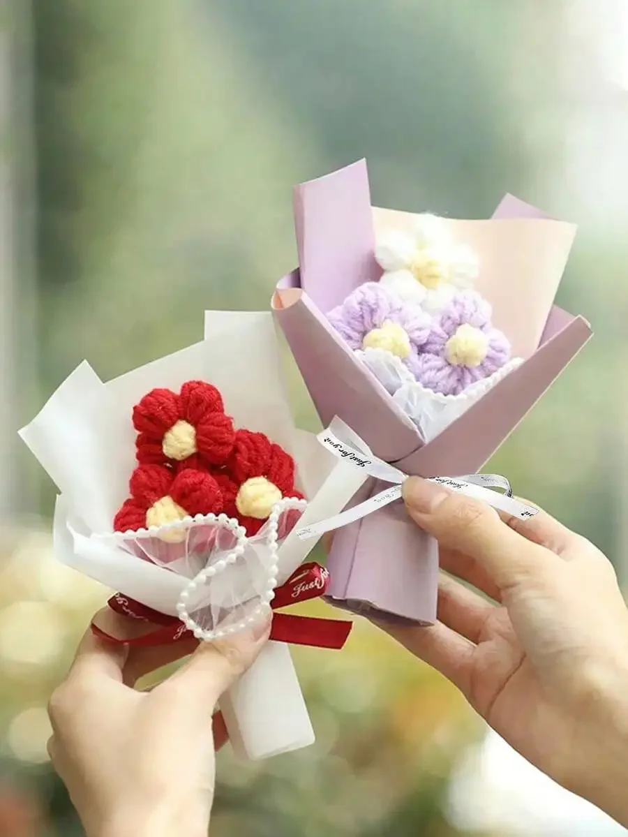 

1pc Creative Knitted Pompom Flower Bouquet, Decorative Gift Item For Birthday, Valentine's Day Back To School Valentine's Day
