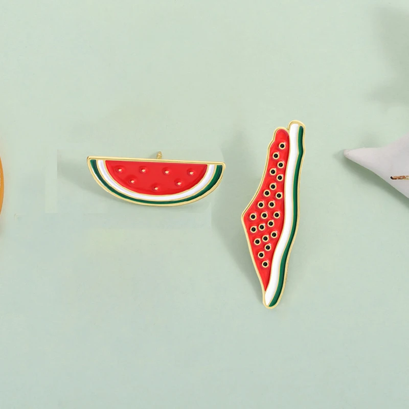 

Creative Watermelon Enamel Pin Alloy Brooch Lapel Backpack Badge Fashion Jewelry Accessories Gift for Friends
