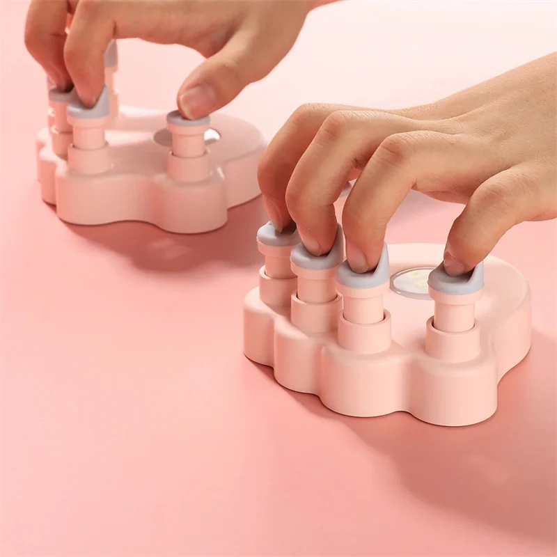 SOLO Piano Finger Finger Exerciser Finger Strength Standard piano hand shape Soft Finger Cushion Keyboard for beginners