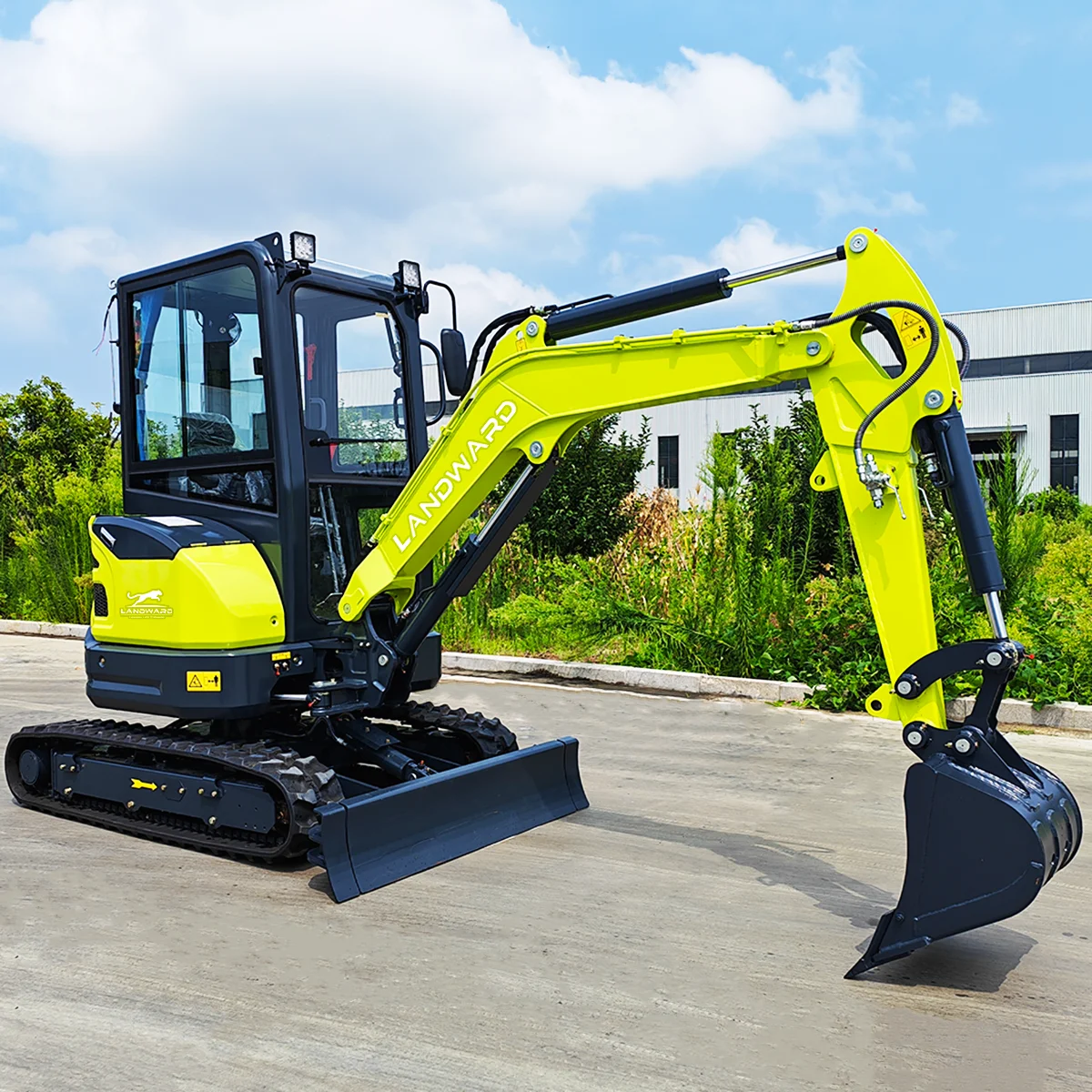 

Factory Direct Sale High Quality Excavator Micro Hydraulic Bagger Fast Delivery 2.5 Ton Mini Crawler Digger CE Euro 5 Customized
