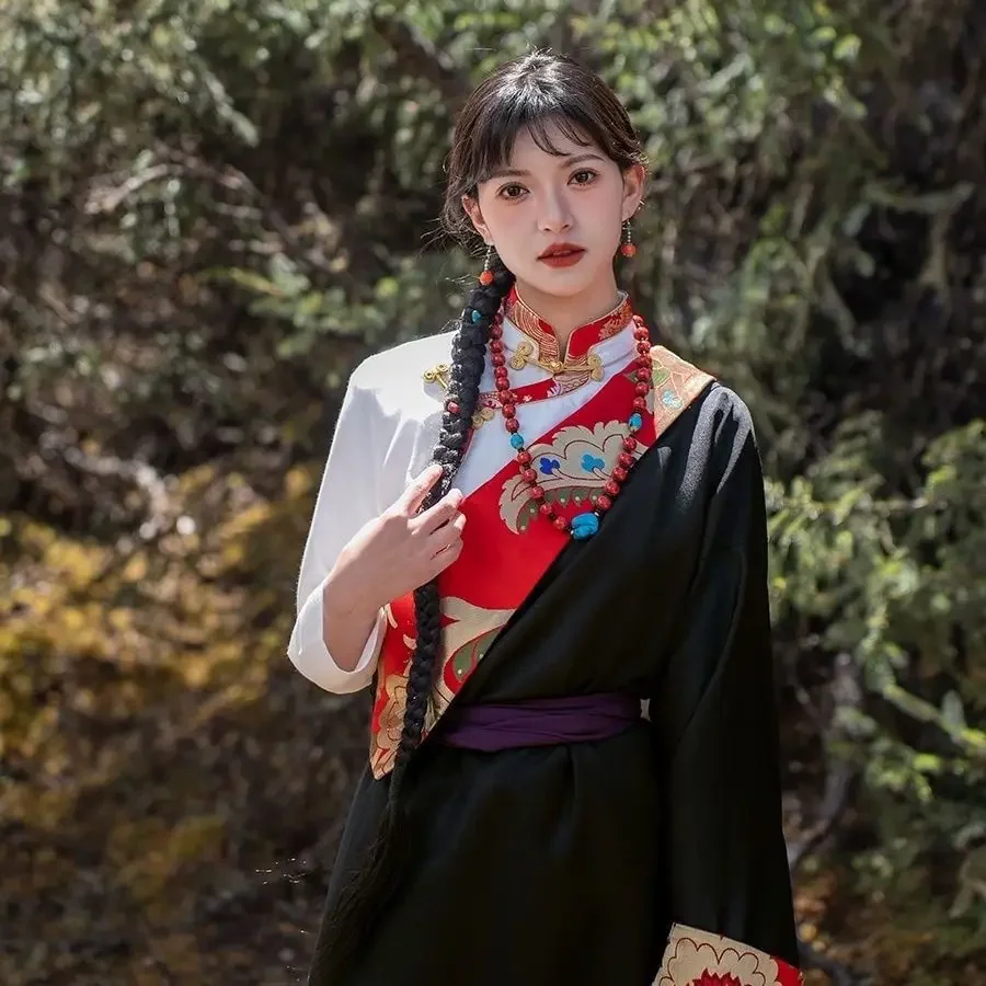 Tibetan tourism photography women's single piece Tibetan robe