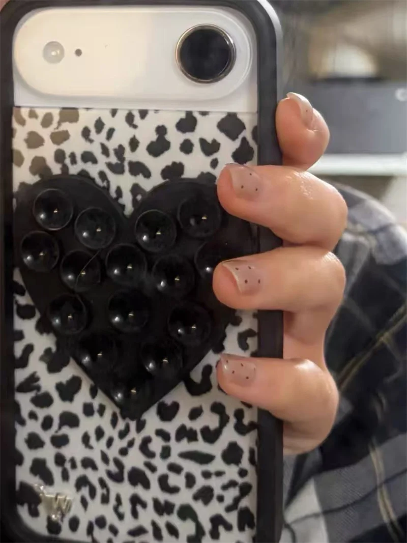 Wildflower Love Sucker Sucking Disc Strawberry Phone Case For iPhone 18 17 16 15 14 13 Pro Max Star Suction Cup Stickers Cover