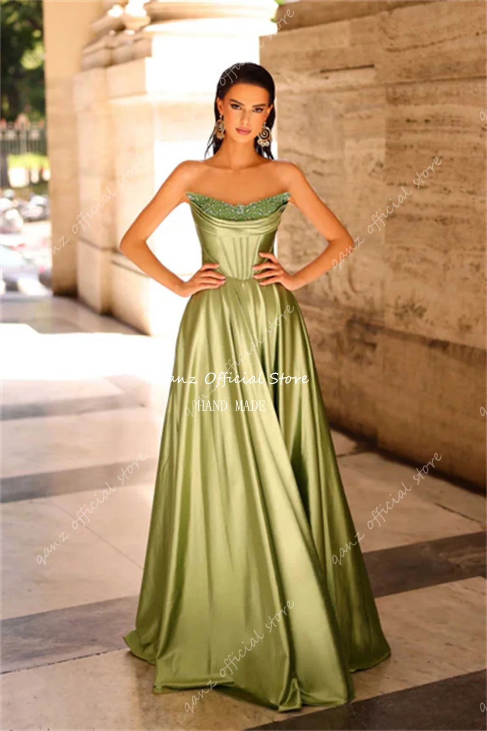 Qanz Customized A Line Evening Dresses Open Back Beadings Strapless Floor Length Dresses for Special Occasions Robe De Soirée