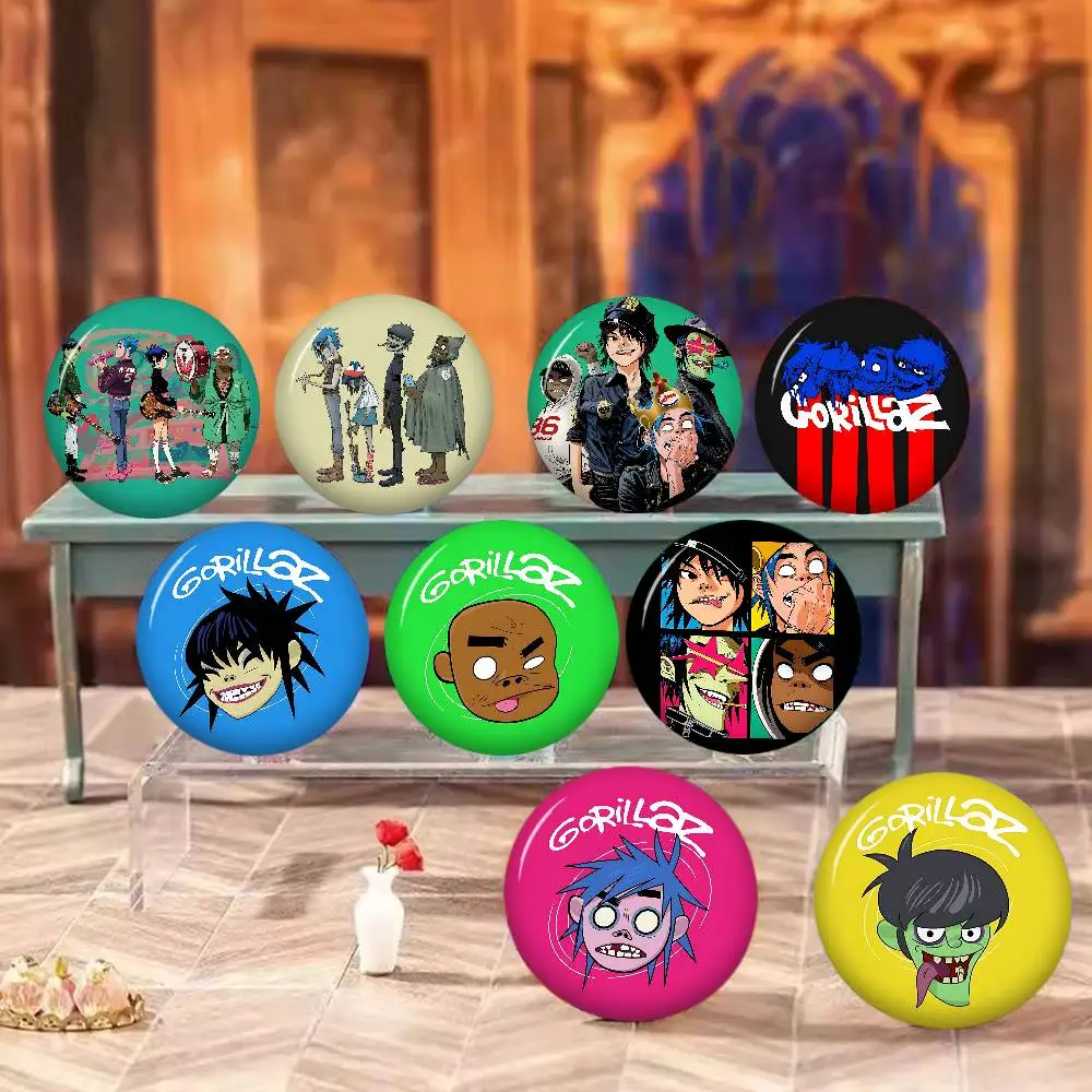 Band B-Gorillaz 58mm Cute Anime Figure Icon Badge Handmade Tinplate Brooch for Backpack Clothes Chest Ornament Gifts