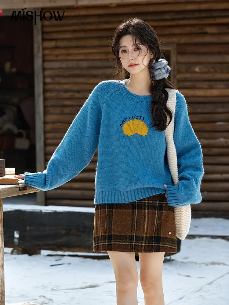 MISHOW Bull Horn Embroidery O-Neck Pullovers Yellow Blue Outerwears Knitted Sweater Thickened Warm Versatile Tops MXD57Z1084