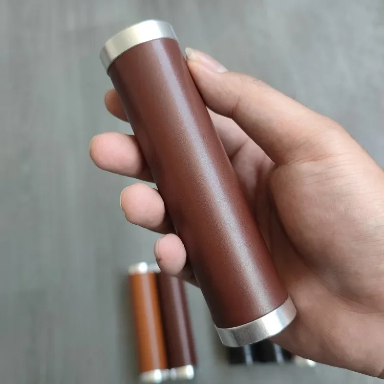 

Universal Hand Sewn Retro PU Leather Bicycle Grip Shock Absorbing Handlebar for Folding Bike Scooter