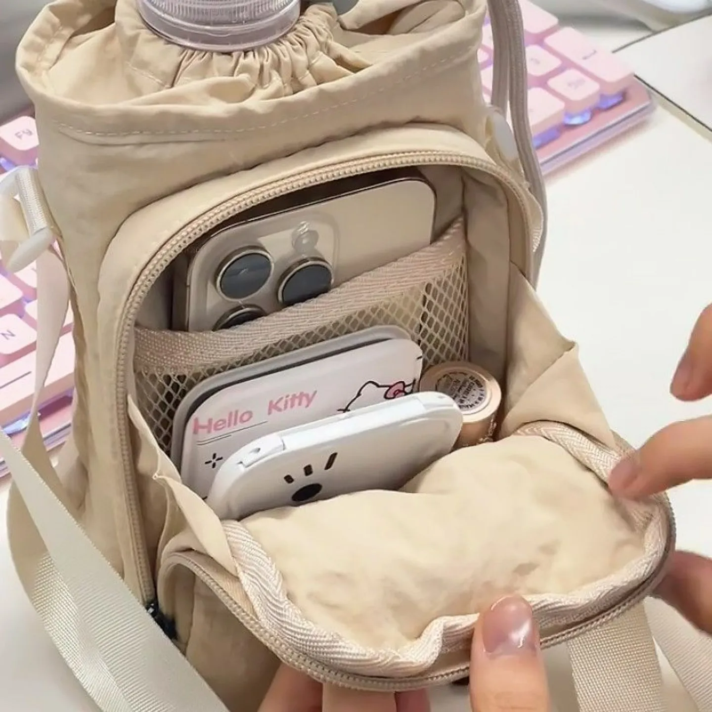 New Lightweight Crossbody Phone Bag for Women Outdoor Sports Cycling Bag Water Bottle Holder Travel Bag Knot Design view 5