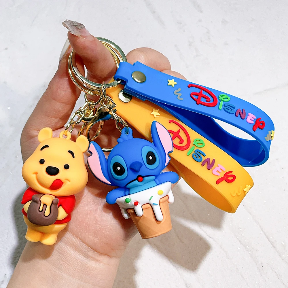 Pooh Bär Schlüsselanhänger Cartoon Winnie the Pooh Niedliche Puppe Schlüsselanhänger Mode Paar Tasche Ornament Schlüsselanhänger Auto Anhänger Geschenk