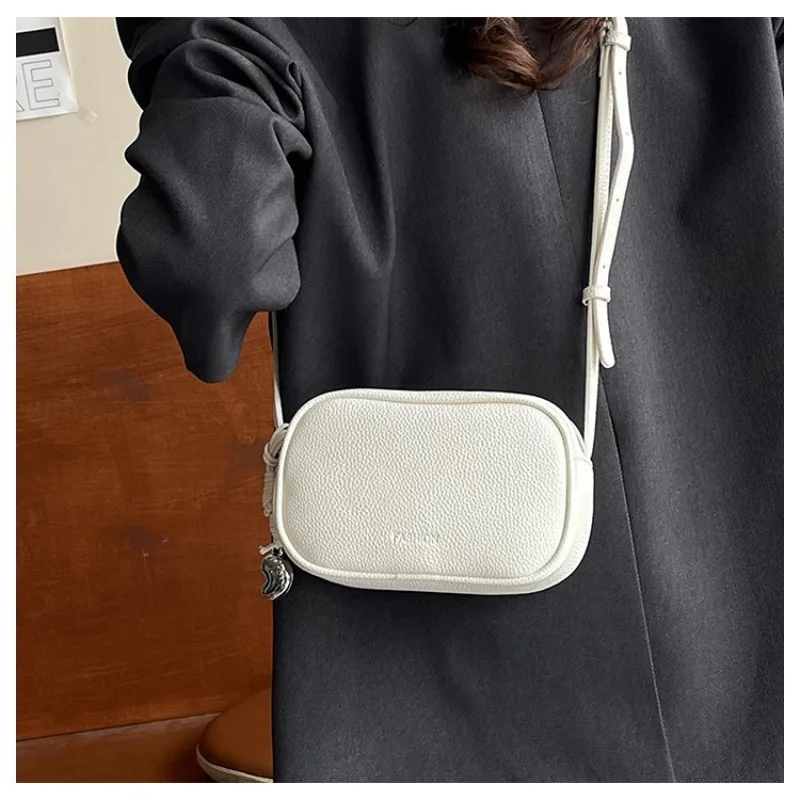 

Просторная кожаная сумка-тоут для женщин с открытым верхом и двойными ручками для легкого повседневного стиля