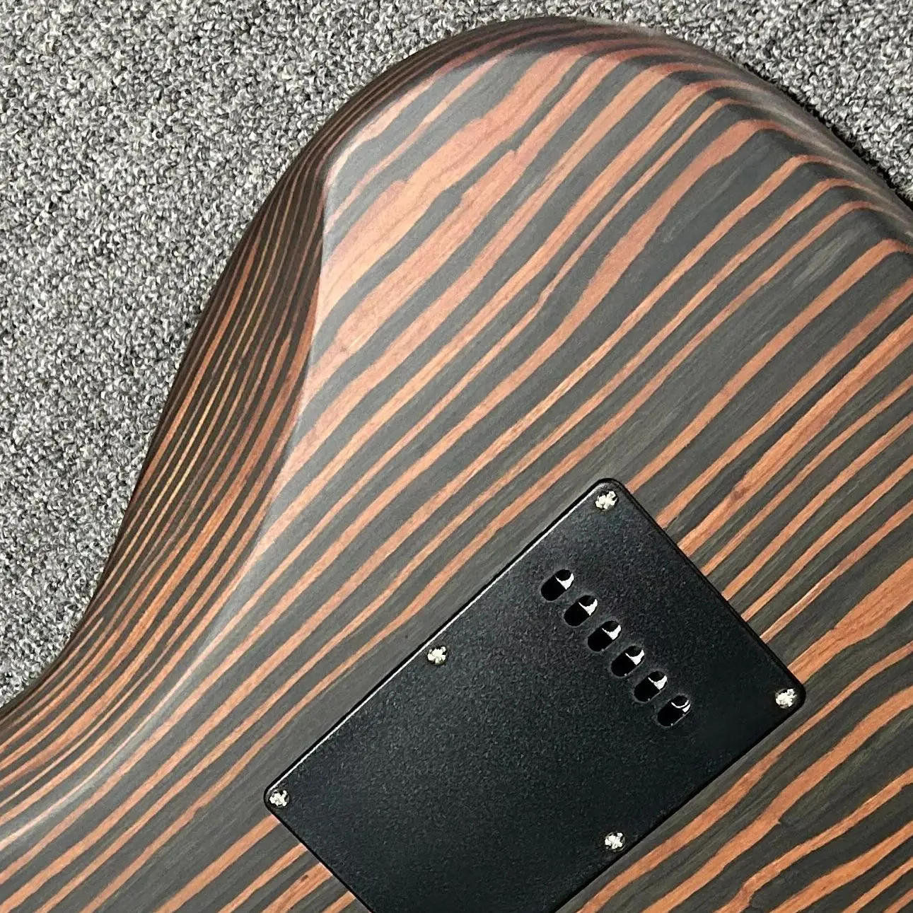 High-Quality FST Matte Finish Electric Guitars Reconstituted Zebrawood Fretboard Reconstituted Zebrawood Body