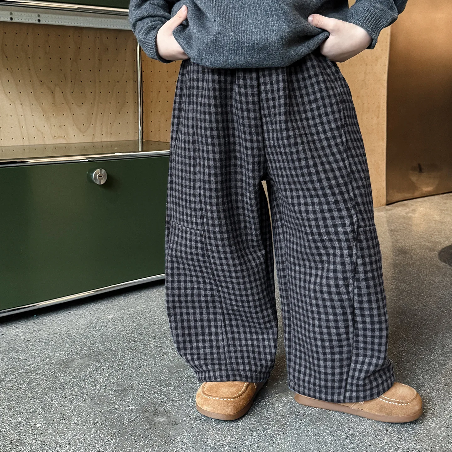 2025 Boys Winter Korean Style Woolen Baby Plaid Pants Spliced ​​thickened One-piece Velvet Kids Casual Pants Boutique Clothing