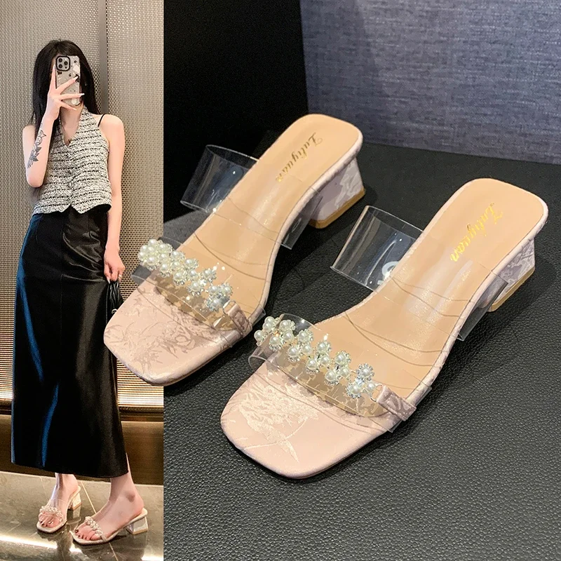 Zapatillas de cadena de perlas para mujer, zapatos de tacón cuadrado, toboganes casuales transparentes con punta abierta