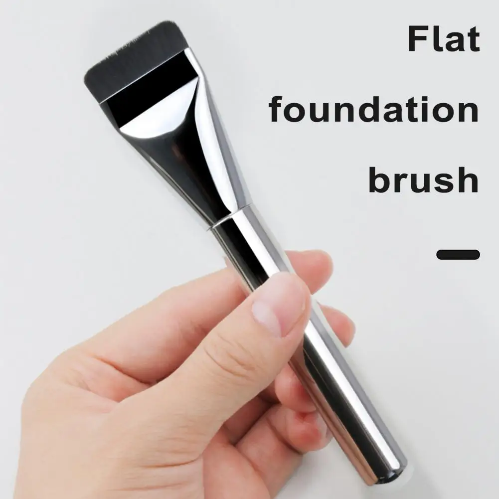 Smooth Natural Makeup Brush Handle Smooth Application Silver Masque Brush Trace-less Foundation Makeup Brush with for Easy